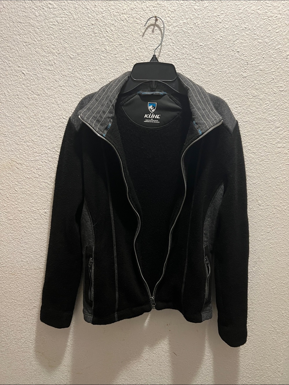 Kuhl Men's Black & Gray Zip-Up Fleece Jacket